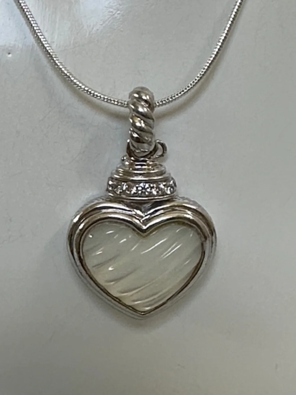 JUDITH RIPKA 925 sterling Silver Heart  Necklace with Mother-of-Pearl White
